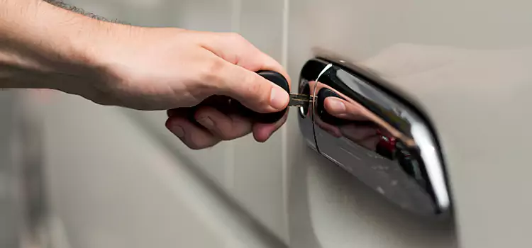 Why Choose Our Auto Locksmith Team in Green Bay, WI?